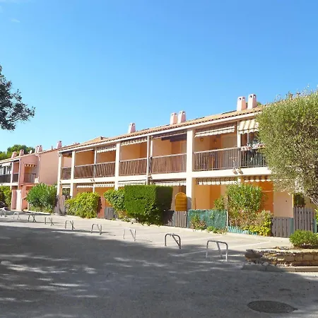 Rene Cros I Apartament *